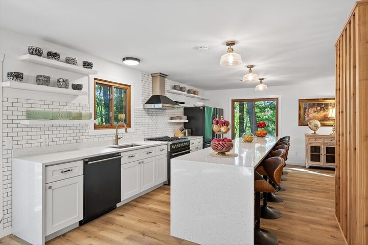 Property Photo: 3225 Wellington Lane N MN 55441