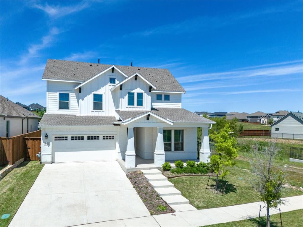 Property Photo:  2156 Domingo Drive  TX 76008 