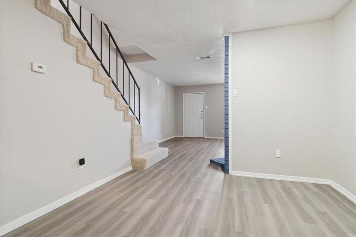 Property Photo:  2195 W Aspen Drive  TX 75227 