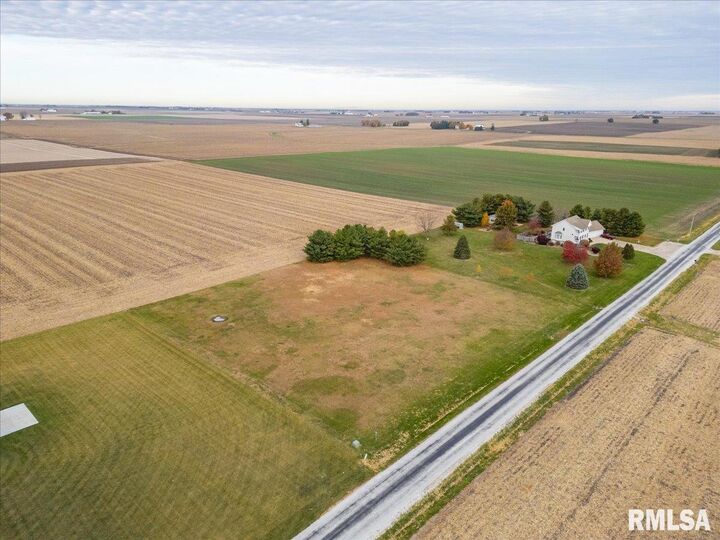 Property Photo:  1441 County Road 1700 E Road  IL 61561 