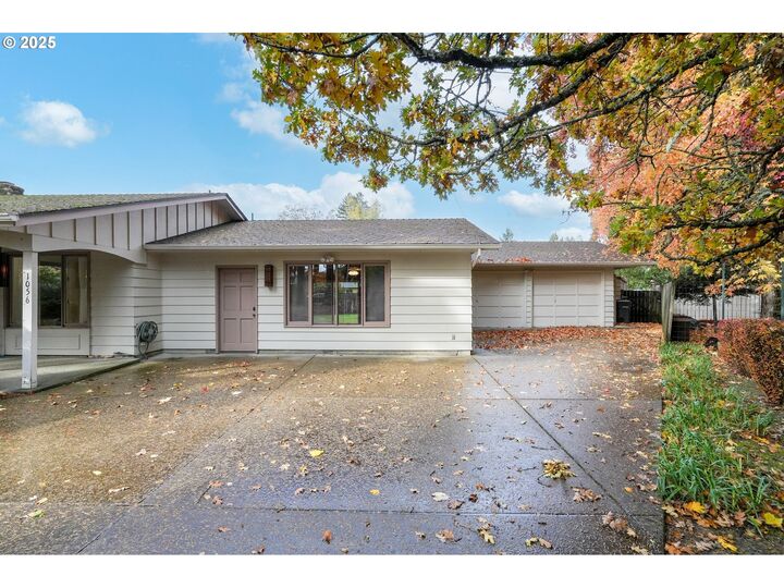 Property Photo: 1056 Northshire Ct NE OR 97303