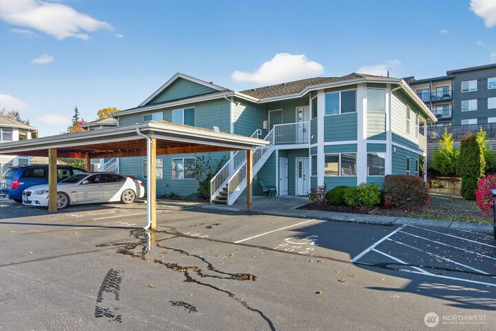 Property Photo: 246 Prince Ave. 202 WA 98226
