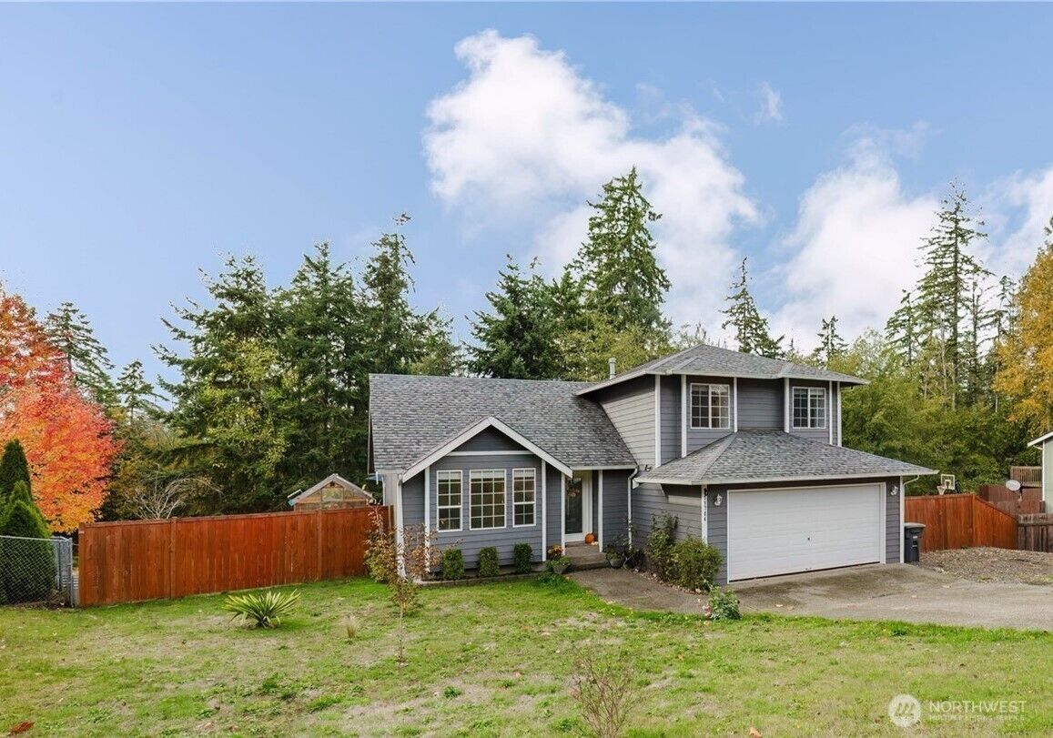 Property Photo: 11704 41st Ave Ct NW WA 98332