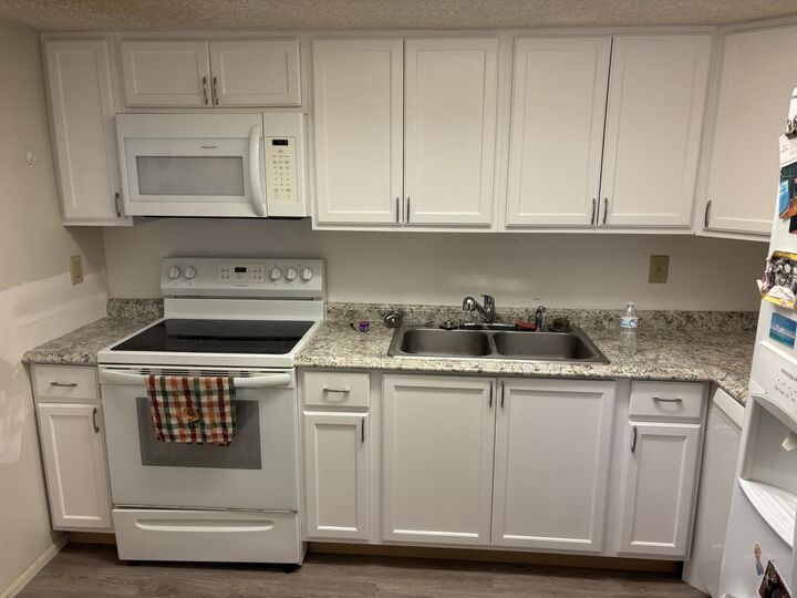 Property Photo:  1552 SE Royal Green Circle 201  FL 34952 