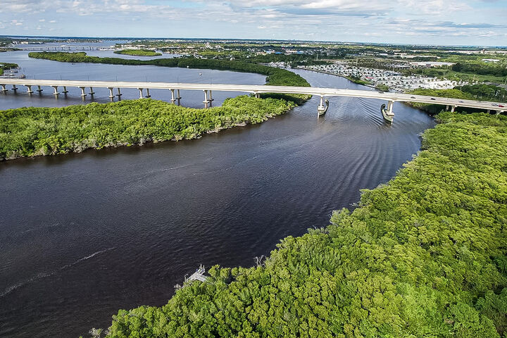 233 SW Otter Run Place  Stuart FL 34997 photo