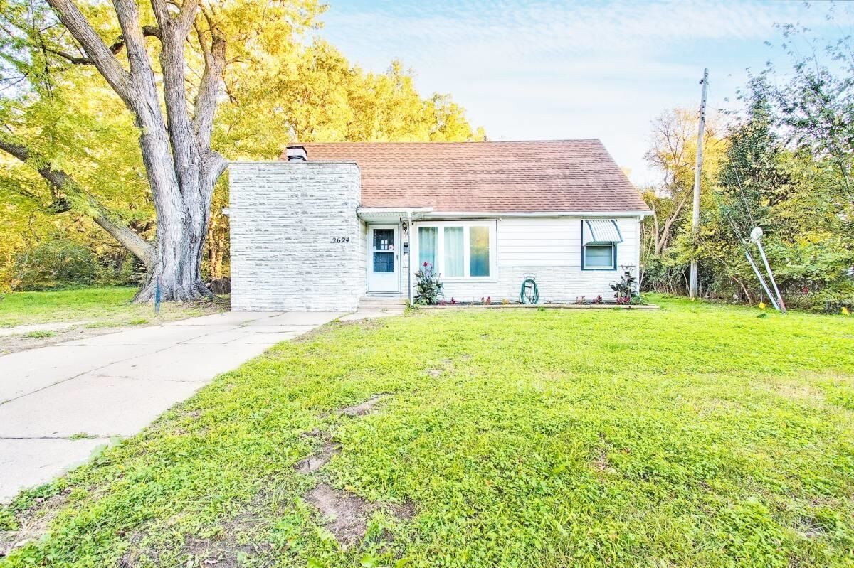 Property Photo:  2624 S El Rancho St  KS 67216 