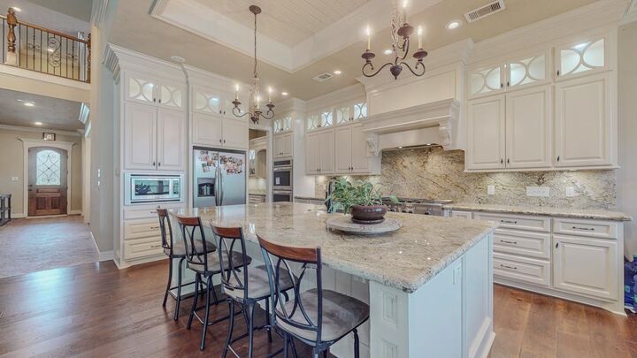 Property Photo: 6570 Merrick Lane TX 77706