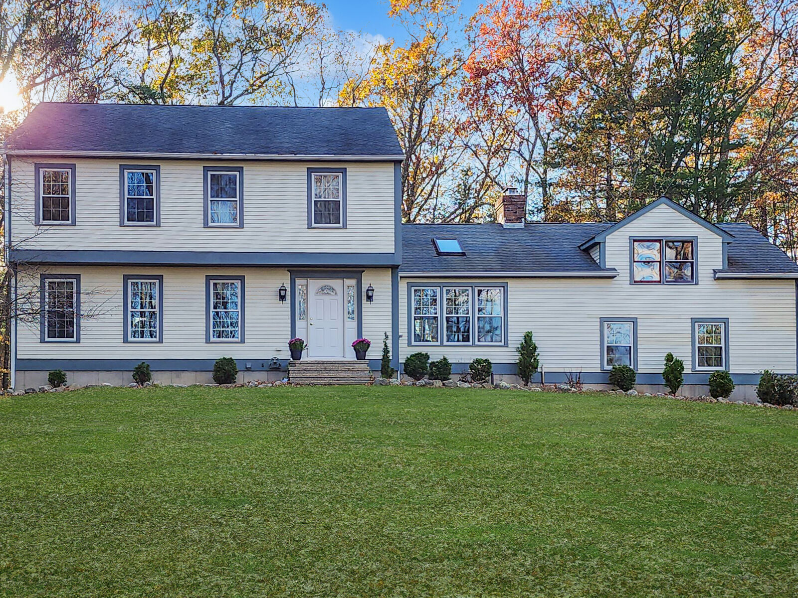 Property Photo: 11 Silver Birch Lane CT 06413