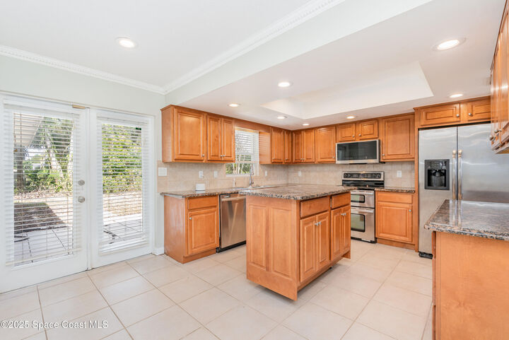 Property Photo:  3500 Cumberlin Court  FL 32780 