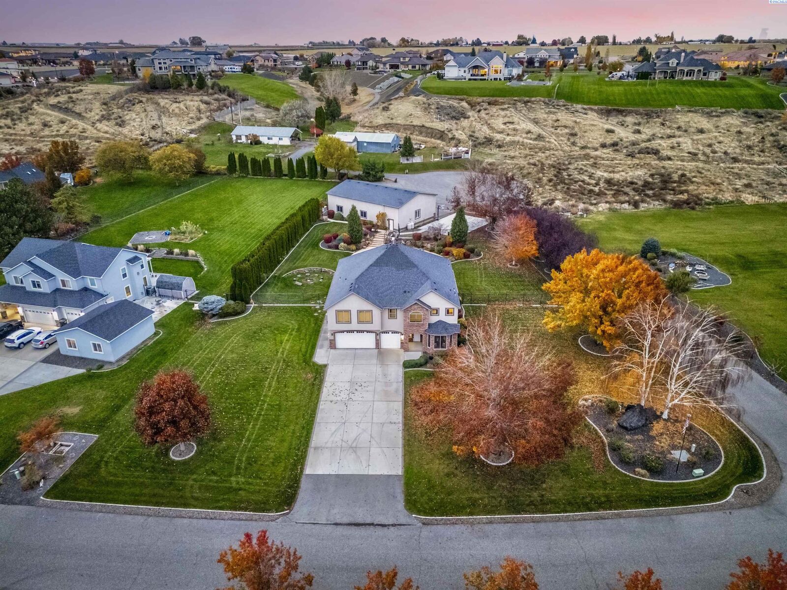 Property Photo:  7515 Sandy Ridge Road  WA 99301 