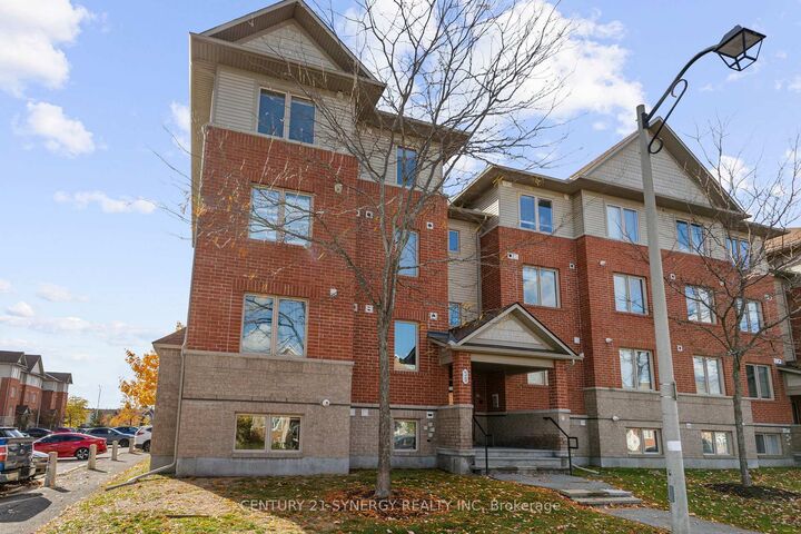 Photo de la propriété:  38 Barnstone Drive 2  ON K2G 4R6 