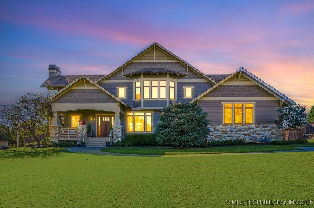 Property Photo:  418 E 111th Street S  OK 74037 