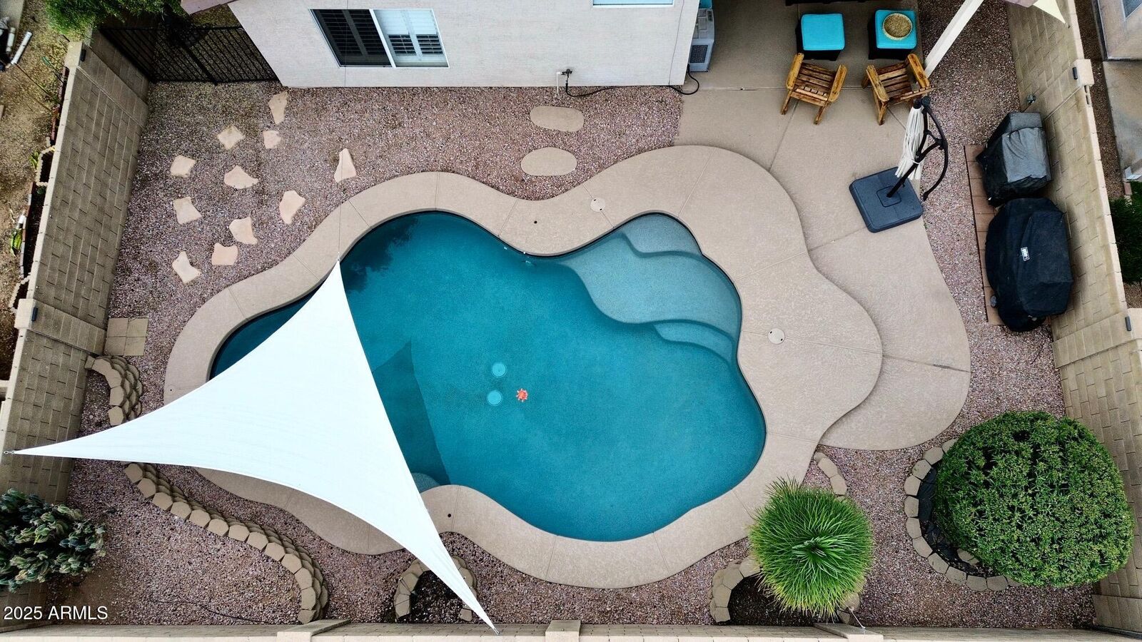 Property Photo: 629 E Redondo Drive AZ 85296