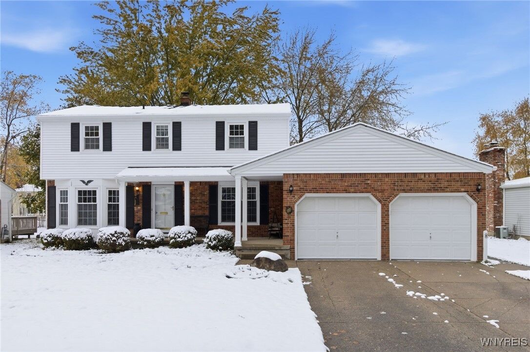 Property Photo:  90 Swanson Terrace  NY 14221 