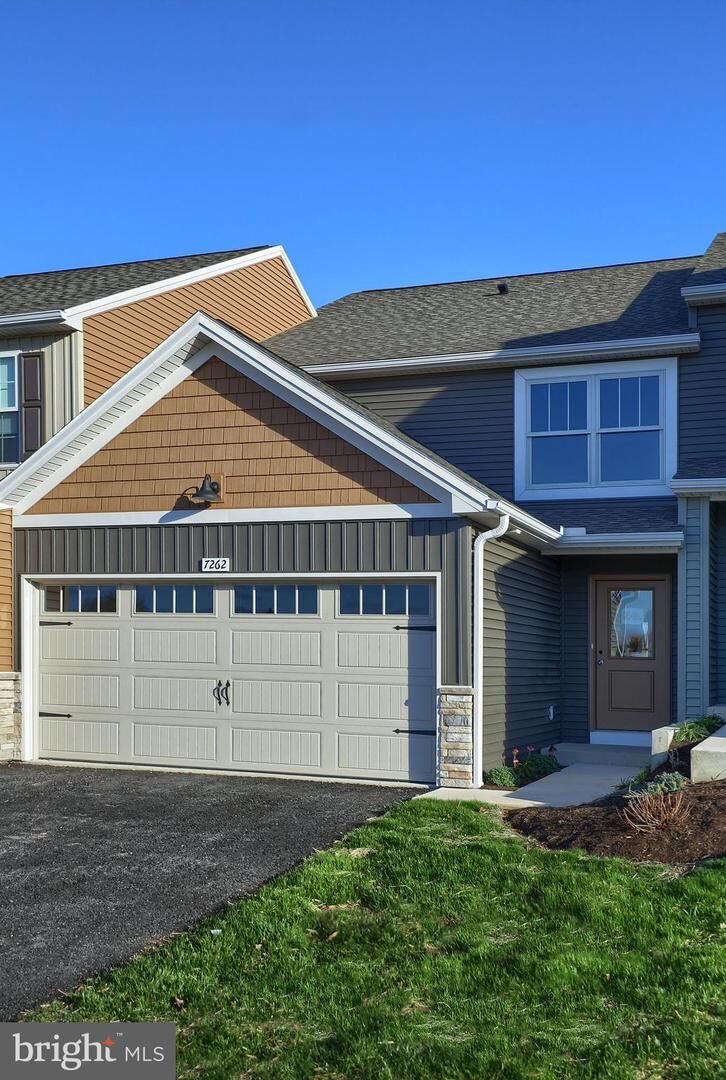 Property Photo: 7262 White Oak Boulevard PA 17112