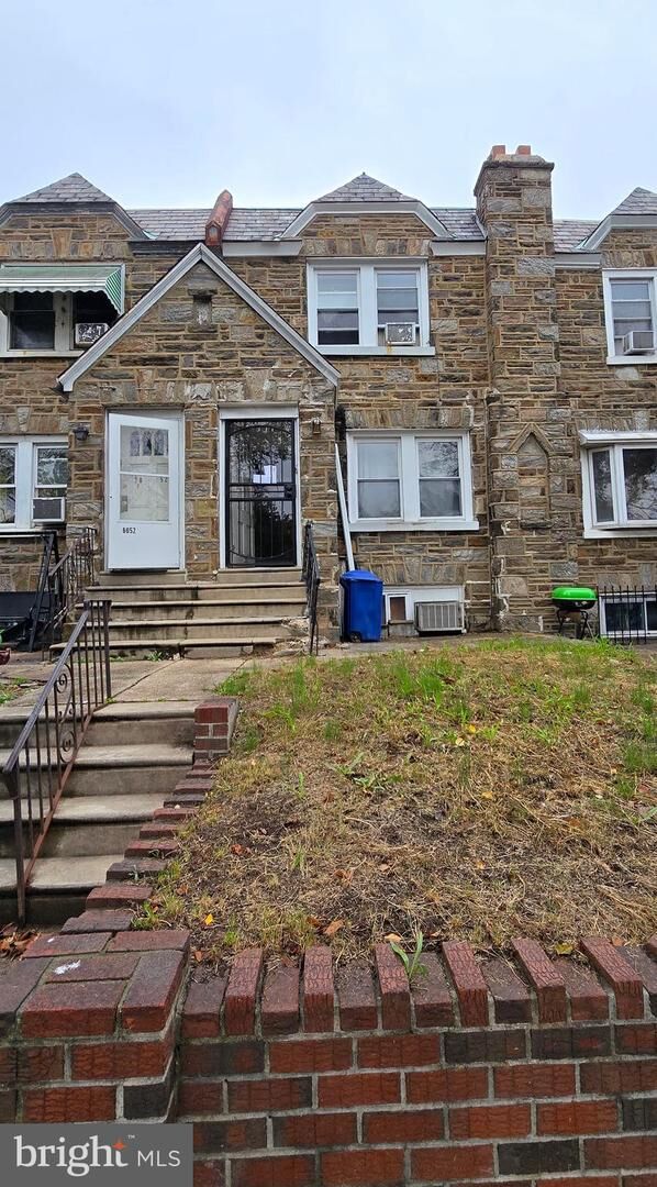 Property Photo:  6054 E Roosevelt Boulevard  PA 19149 