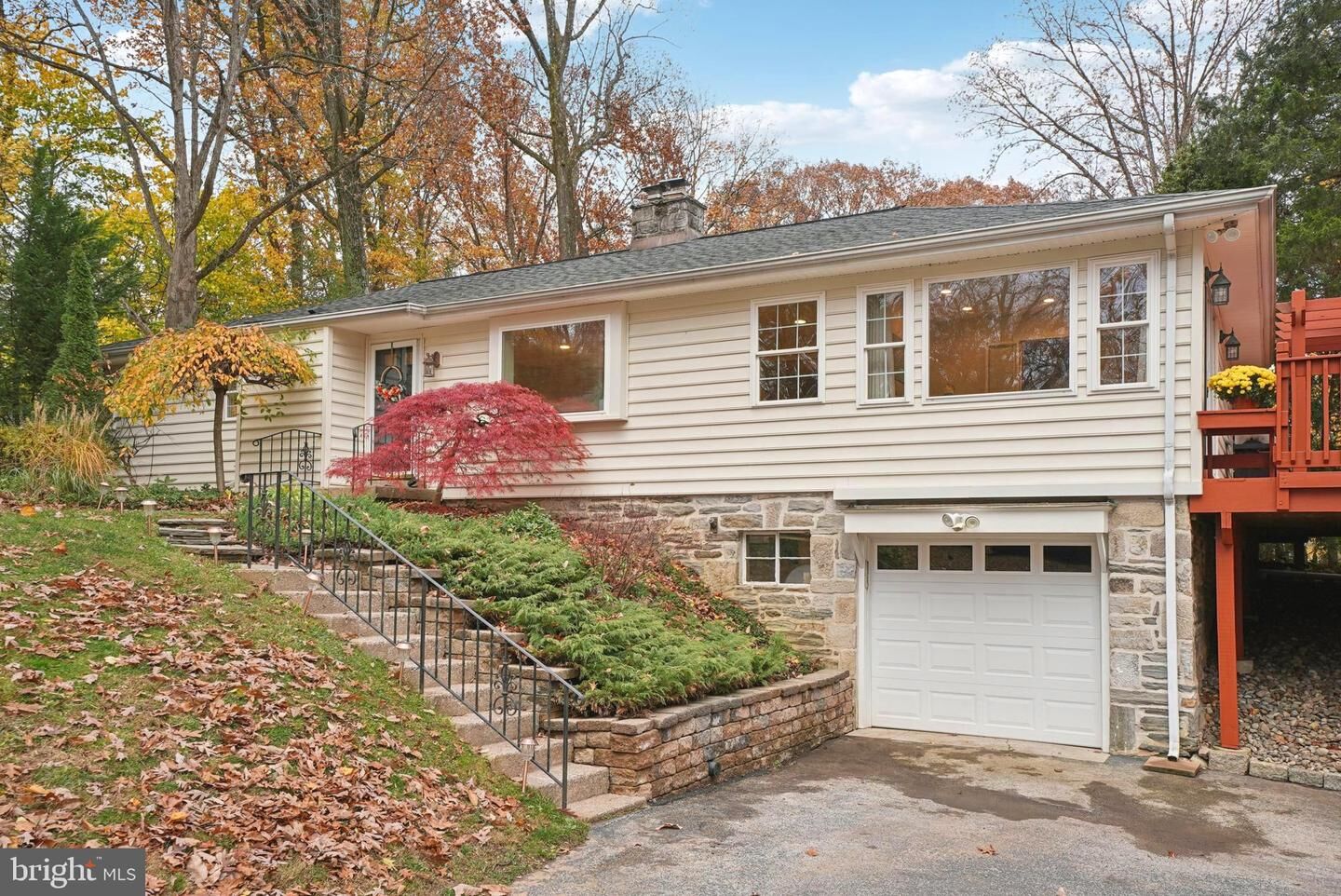 Property Photo:  130 Devonwood Lane  PA 19333 