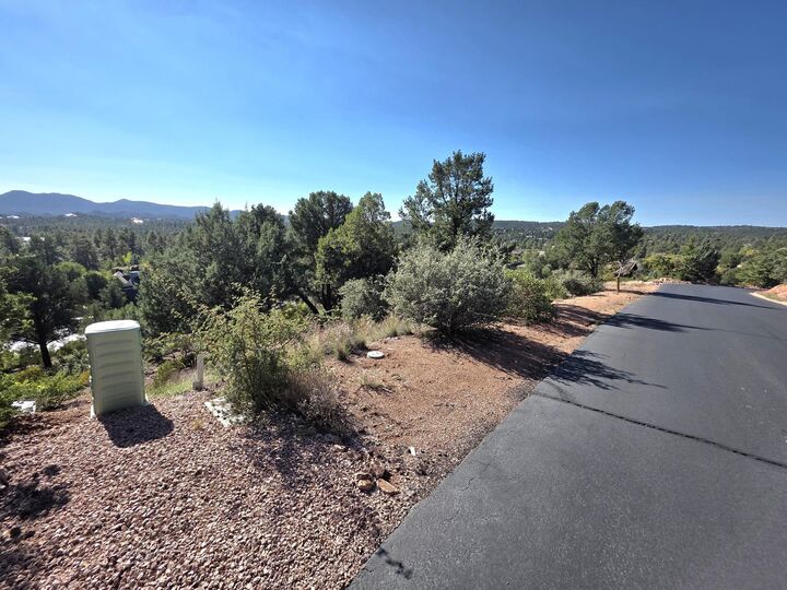 Property Photo: 2403 E Morning Glory Circle AZ 85541
