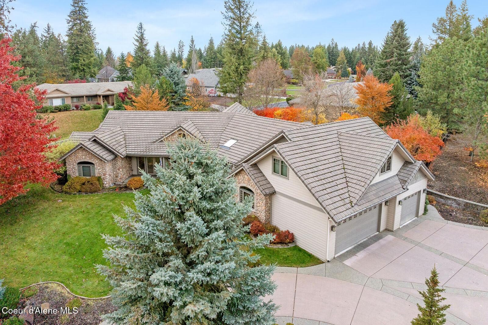 Property Photo:  2240 E Woodstone Dr  ID 83835 