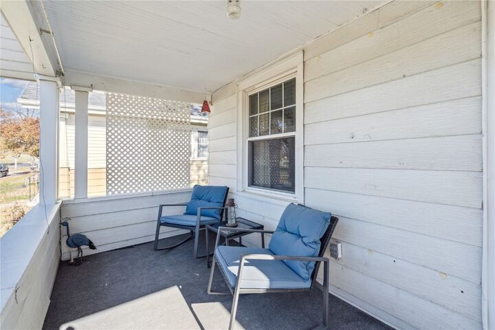 Property Photo: 910 Maplewood Drive NE IA 52402