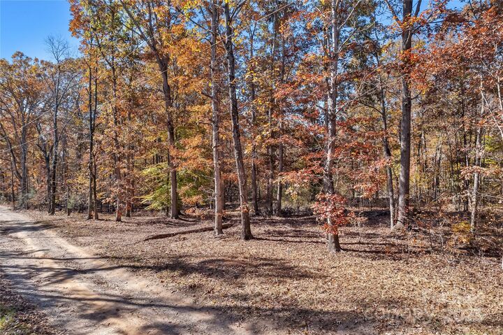 Property Photo: 142 Fawn Lane NC 28086