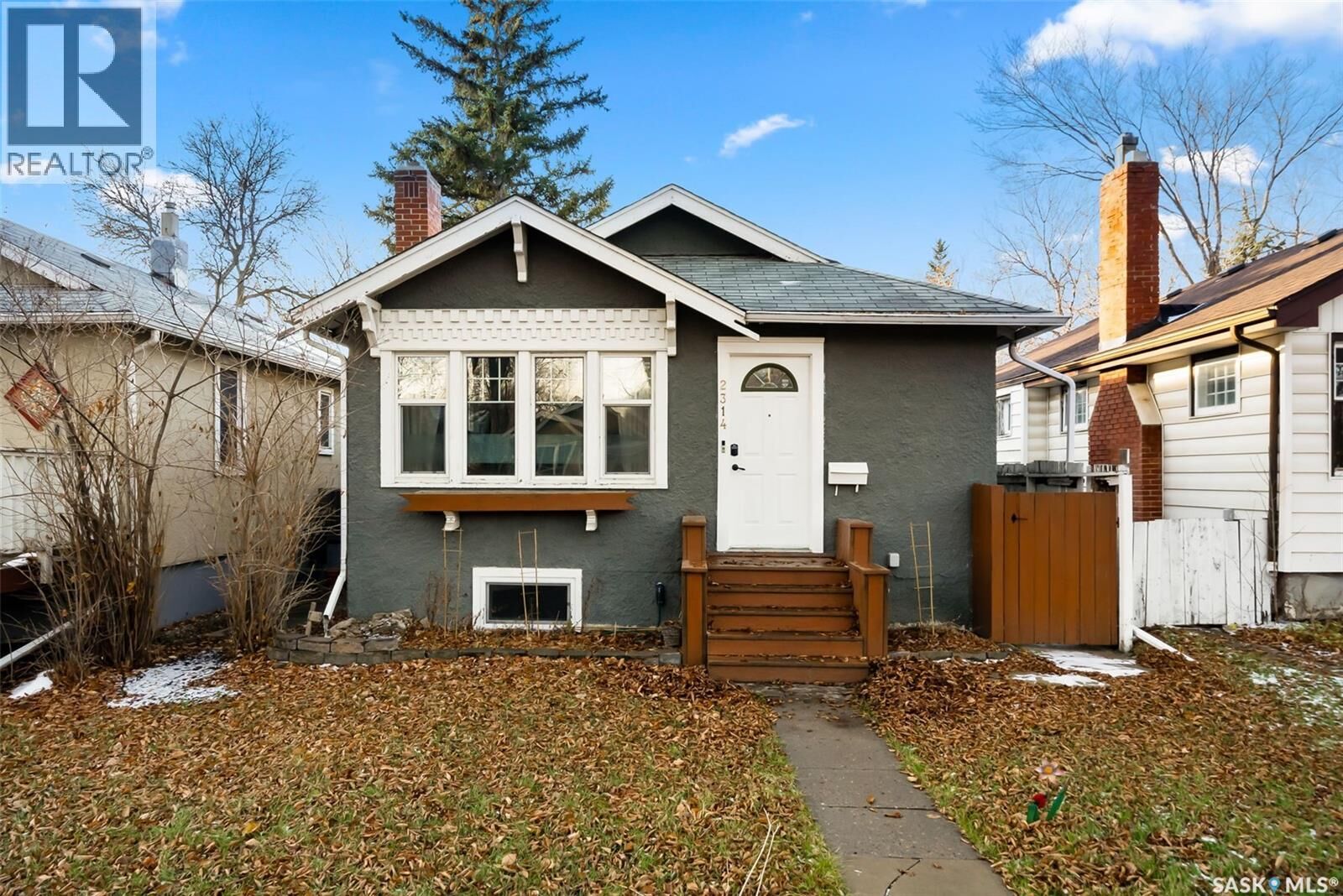 Property Photo:  2314 Elphinstone Street  SK S4T 3P1 