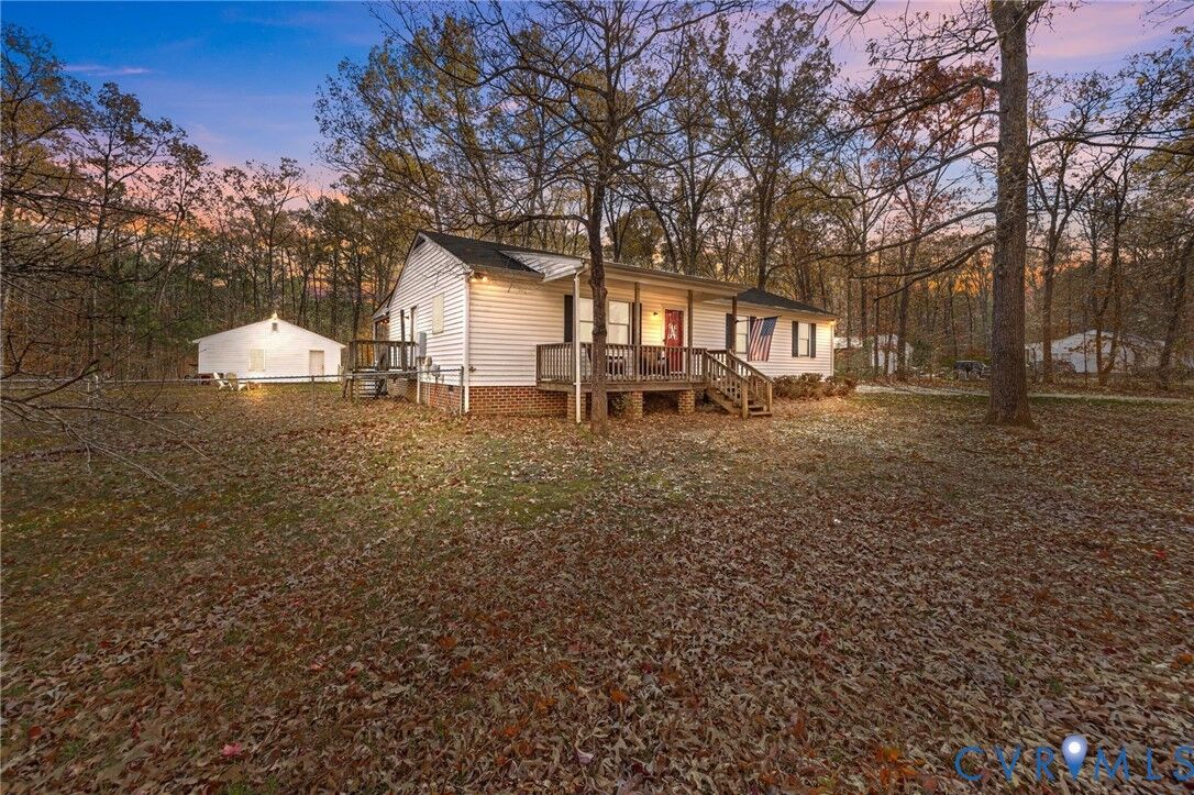 Property Photo:  6070 Richmond Tappahannock Highway  VA 23086 