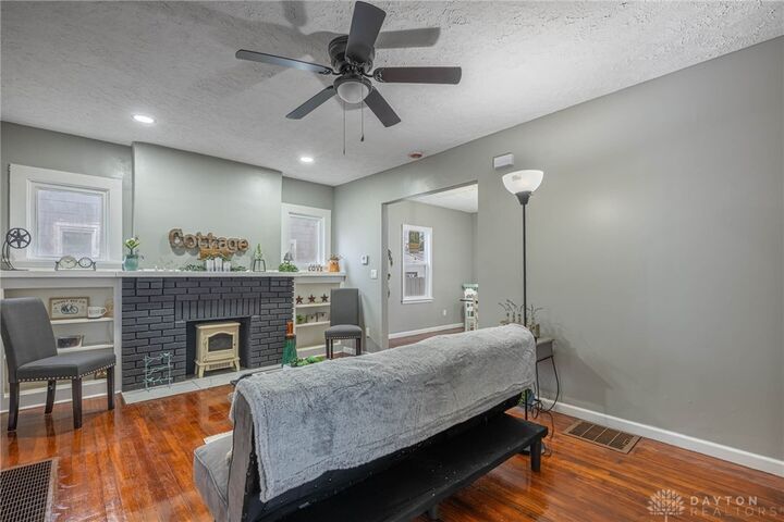 Property Photo:  106 Cottage Place  OH 45503 