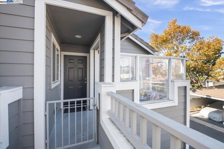 Property Photo: 5656 Snowflake Cmn CA 94538