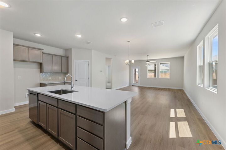 Property Photo: 745 Whitman Street TX 78130