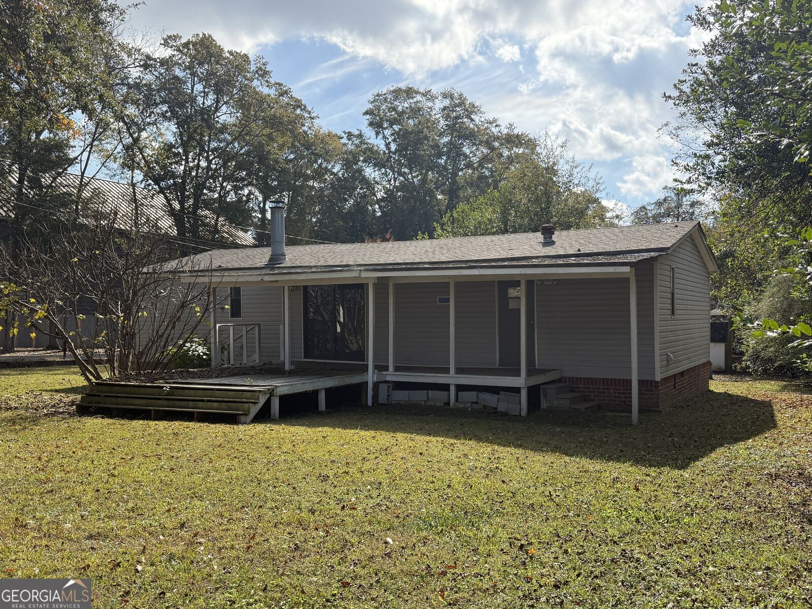 Property Photo:  201 Rogers Street  GA 30253 