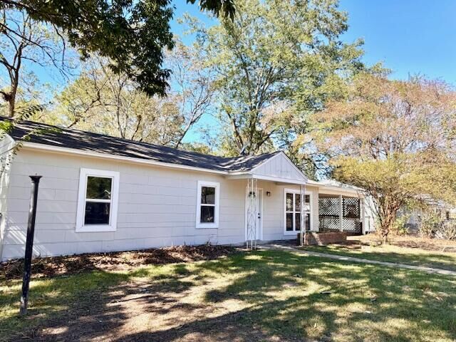Property Photo: 103 Beech St MS 39702