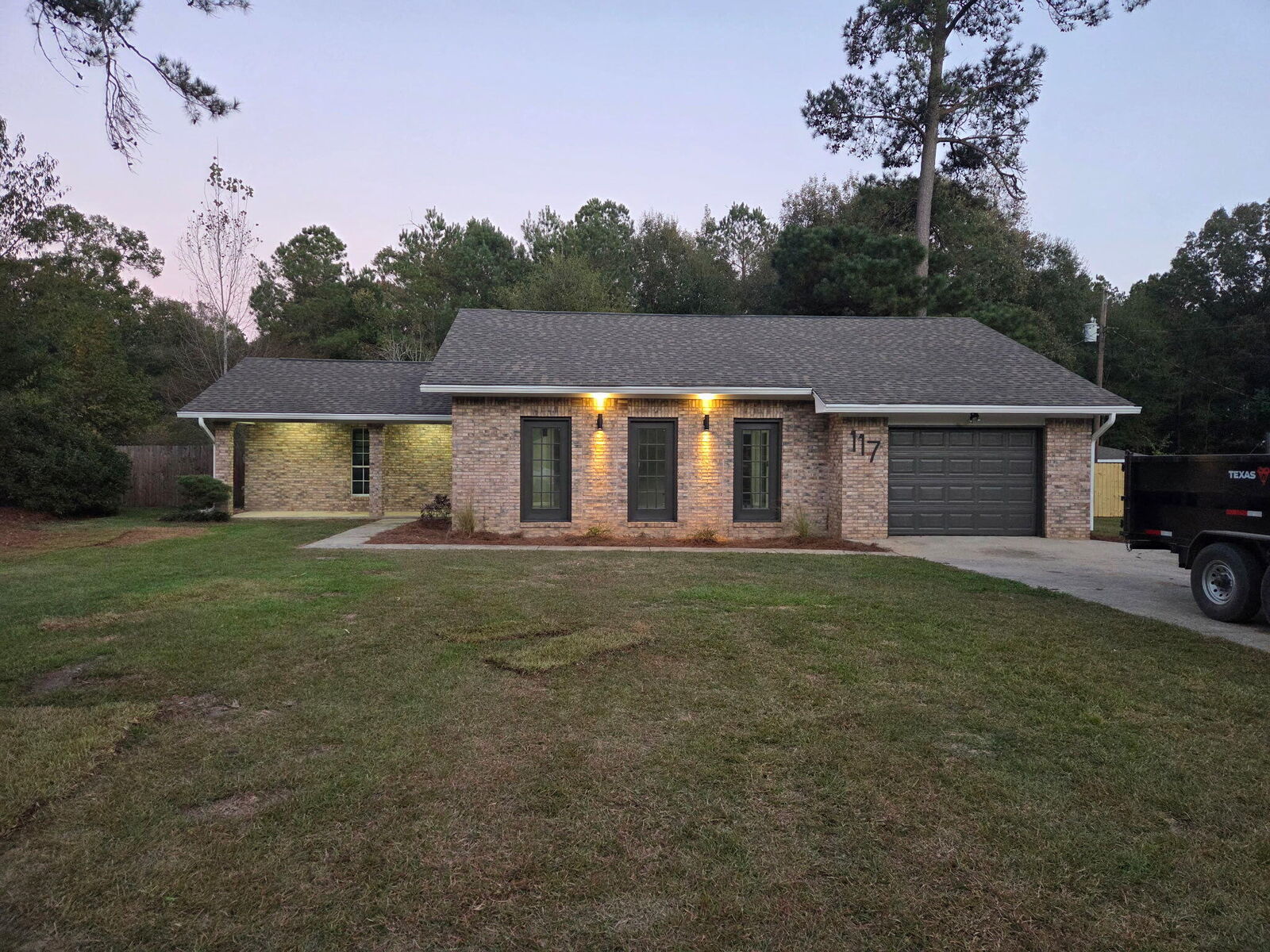 Property Photo:  117 King Blvd.  MS 39465 