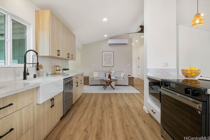 Property Photo:  84-358 Makaha Valley Road  HI 96792 