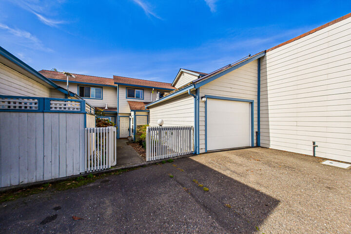 Property Photo: 1449 Myrtle #9 Avenue CA 95501