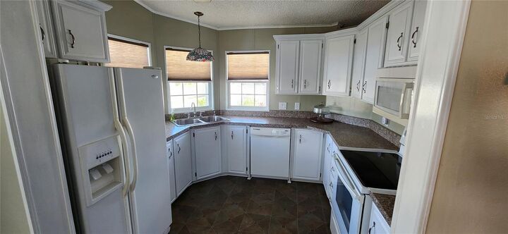 Property Photo:  36330 Le Sabre Way  FL 33541 