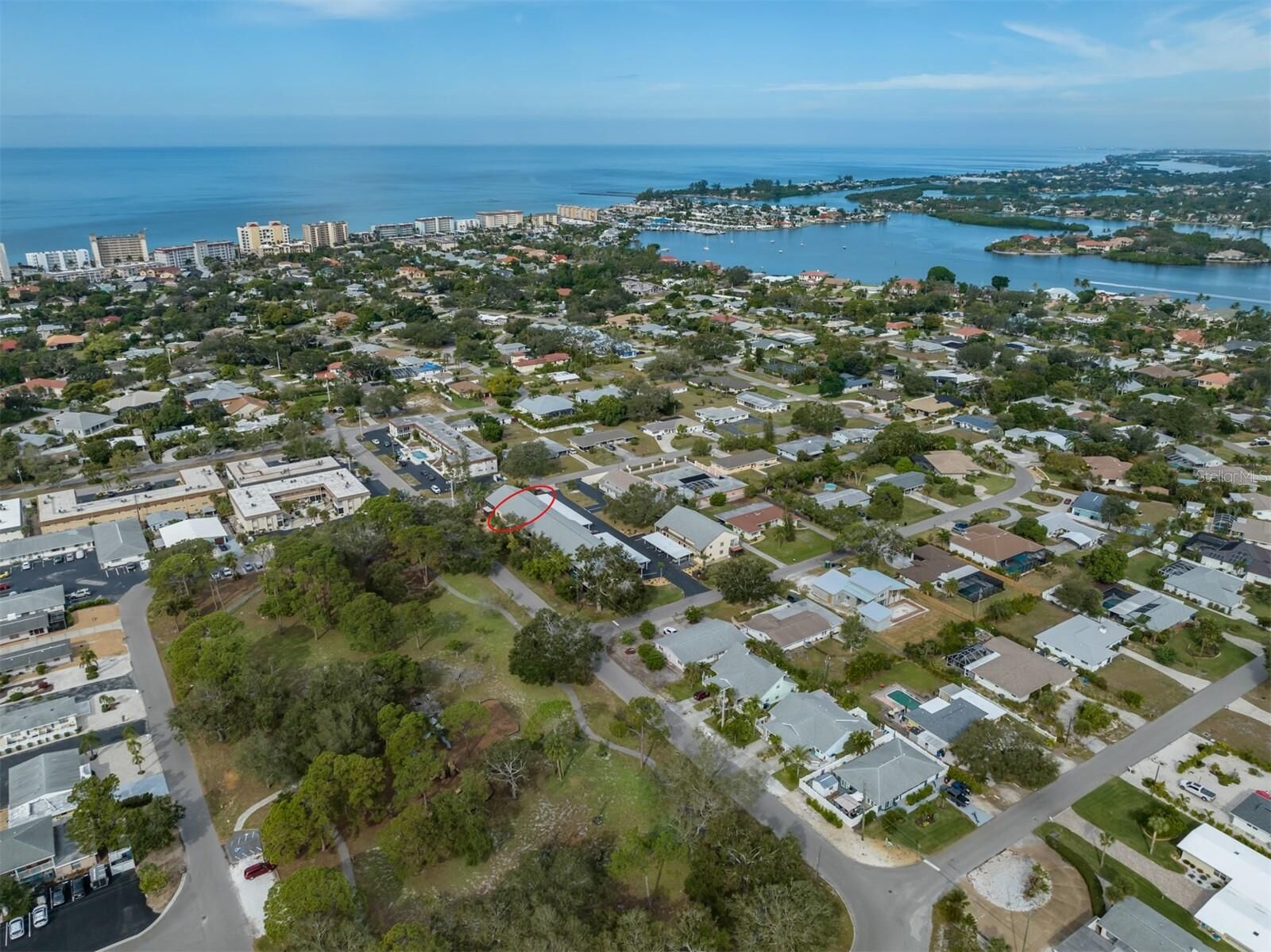 Property Photo:  533 Parkdale Mews 533  FL 34285 