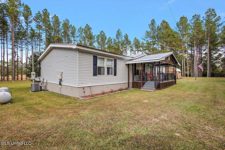 Property Photo: 110 Anse Reed Road MS 39111
