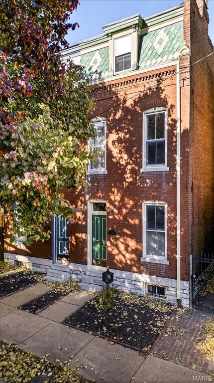 Property Photo:  1323 Shenandoah Avenue  MO 63104 