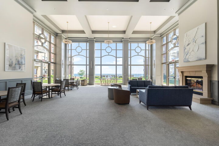 4130 S Lake Dr 282  Saint Francis WI 53235 photo