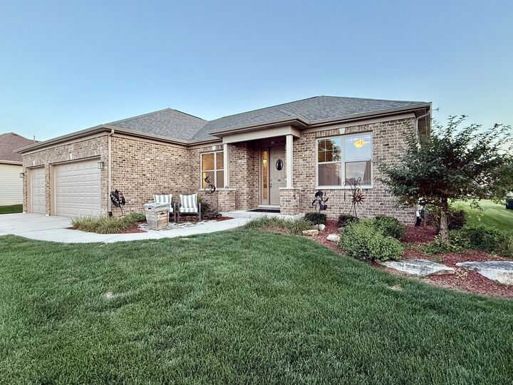 Property Photo: 21053 Benjamin Drive IL 60404