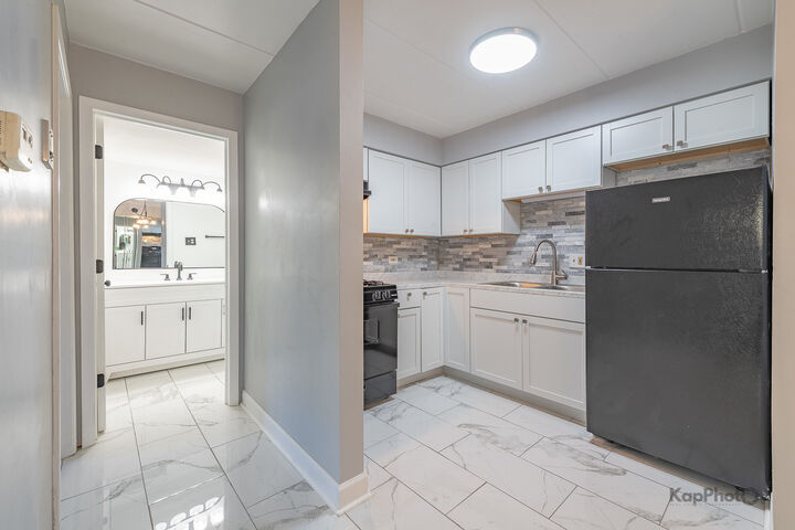 Property Photo:  669 Chappel Avenue 1A  IL 60409 