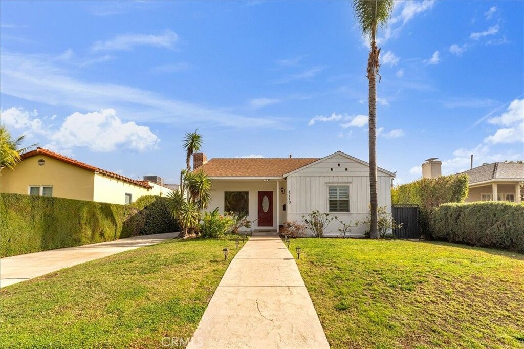 Property Photo: 4710 Cartwright Avenue CA 91602
