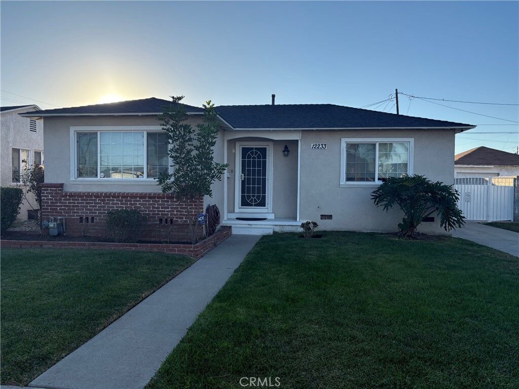 Property Photo:  12233 Compton Avenue  CA 90059 