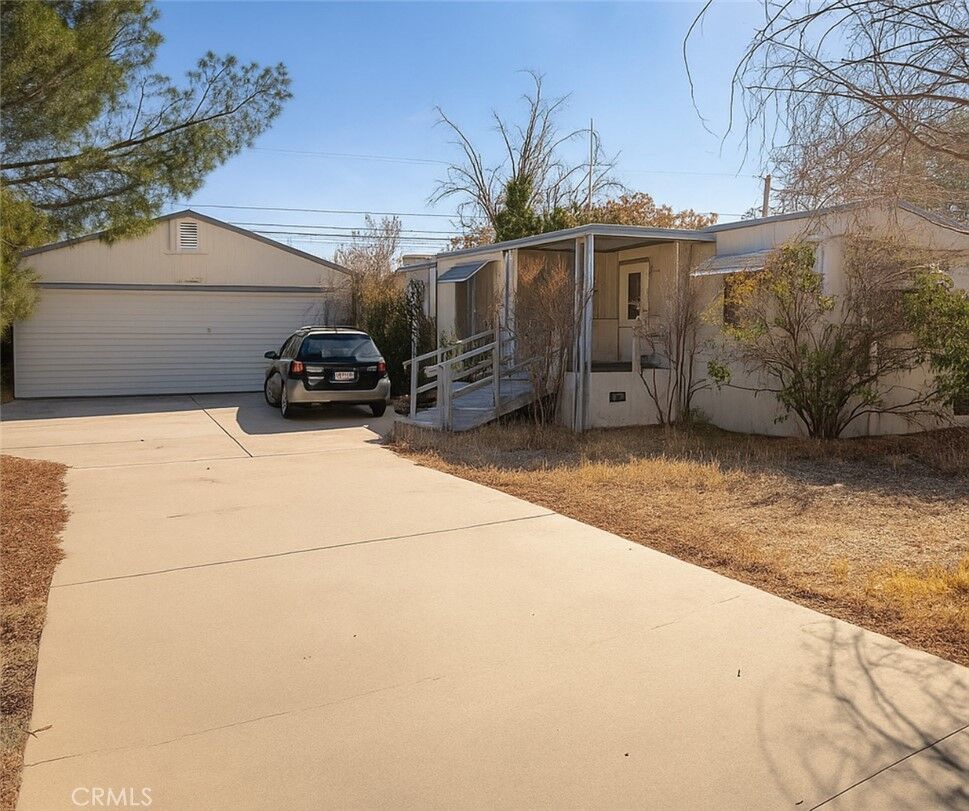 Property Photo:  19237 Hinton Street  CA 92345 