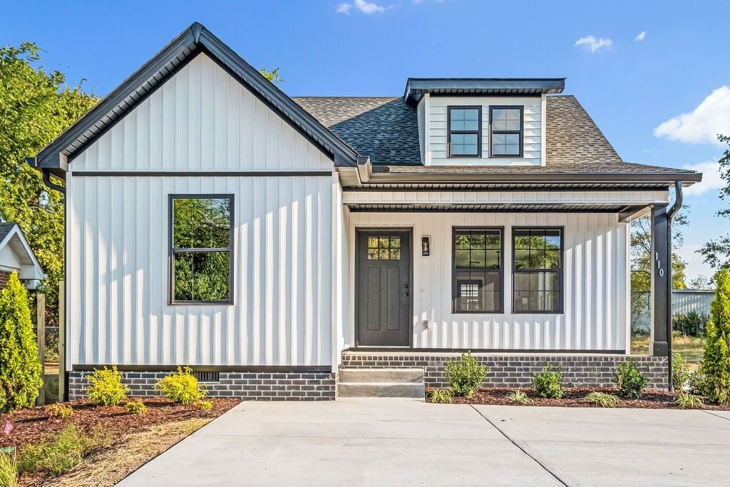 Property Photo:  206 Ross Ave 110  TN 37066 