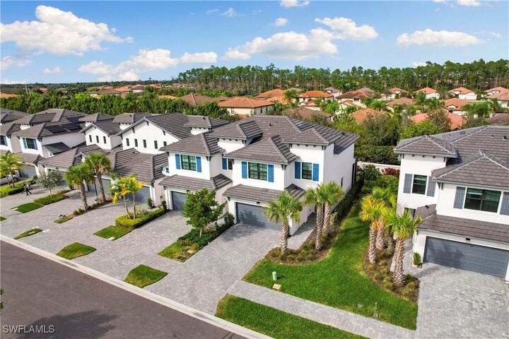 Property Photo:  7578 Rockefeller Drive  FL 34119 