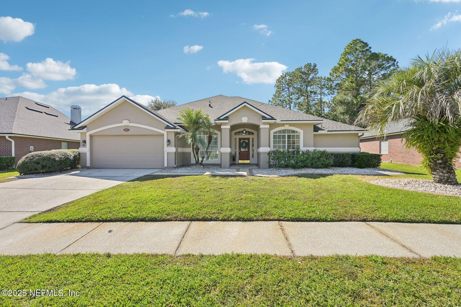 Property Photo:  2549 Whispering Pines Drive  FL 32003 