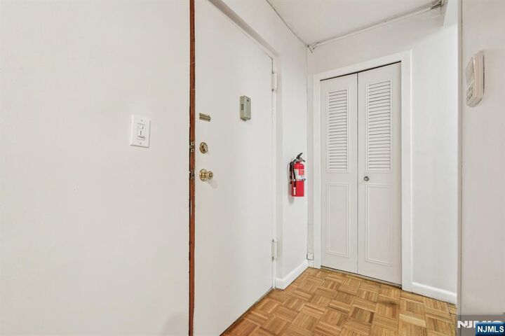 Property Photo: 150 Overlook Avenue 6H NJ 07601