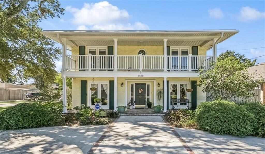 Property Photo:  4500 Clearlake Drive  LA 70006 